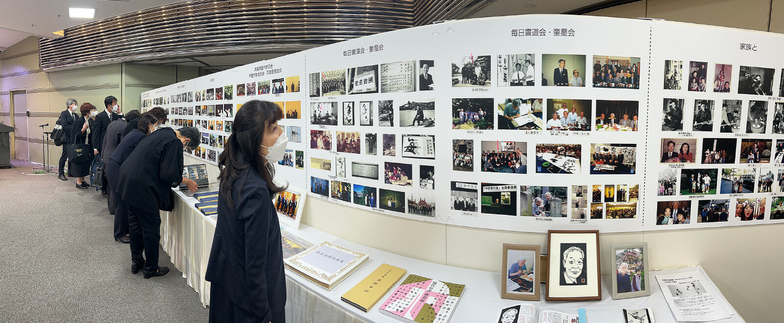 菅野清峯先生の写真の展示